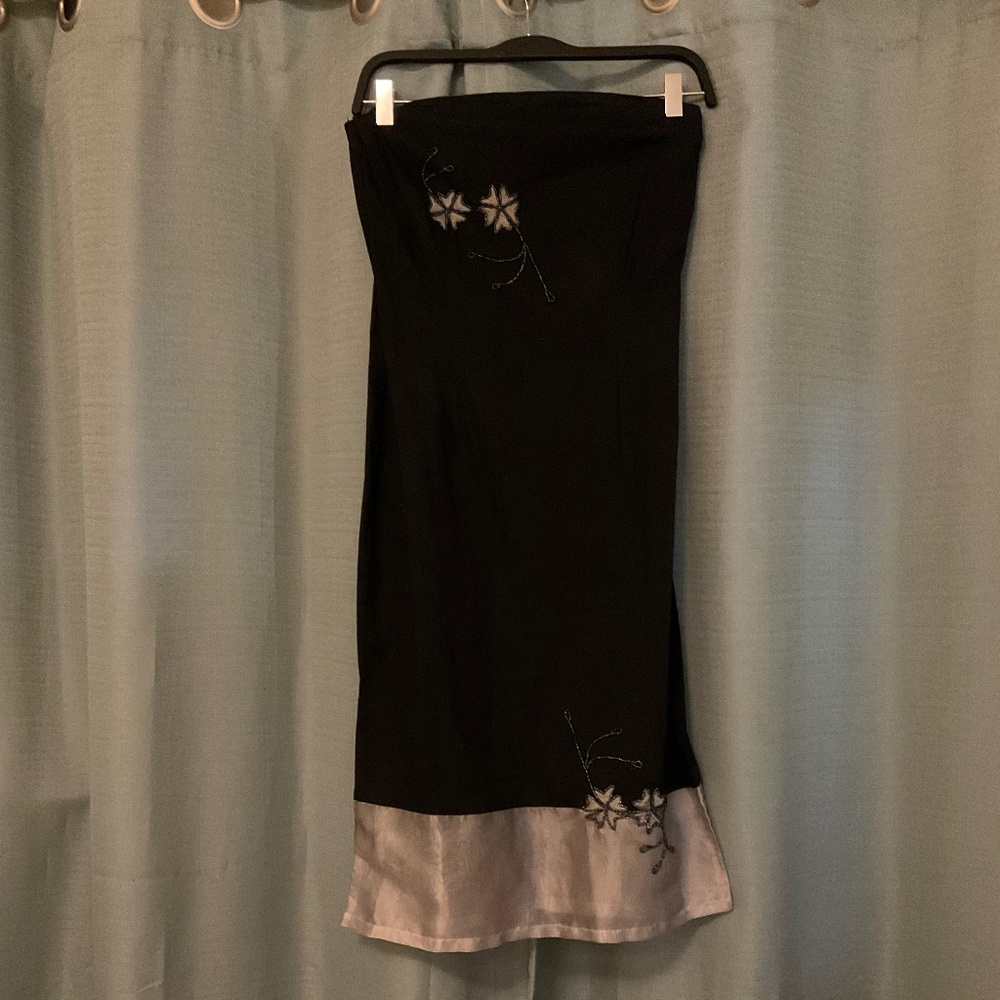 Strapless Y2K little black dress with beaded silver flower accents